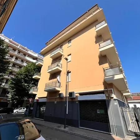 Brandimarte 5 Vicino Al Mare * Пескара